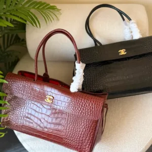 Black Chanel Crocodile-Embossed Calfskin Handbag - Luxury Master Copy Dubai